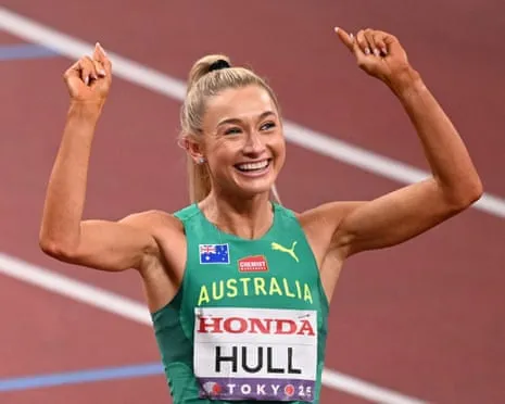 Australia's Hull Grasps Another Opportunity, Moves Forward to Global Competition Final