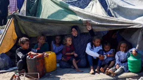 Devastating Situation in northern Gaza while Military Forces Advance