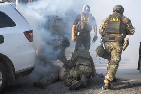 Federal Authorities Use Teargas and Projectiles to Disperse Chicago Immigration Demonstration