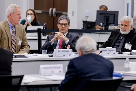 Robert F. Kennedy Jr.’s Vaccine Advisers Eliminate Doctor’s Note Need for Coronavirus Shot, Emphasizing Individual Decision