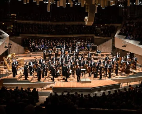 Composer Schoenberg: Concerto for Violin, Transfigured Night, Die Jakobsleiter Album Review – A Fascinating and Remarkable Collection