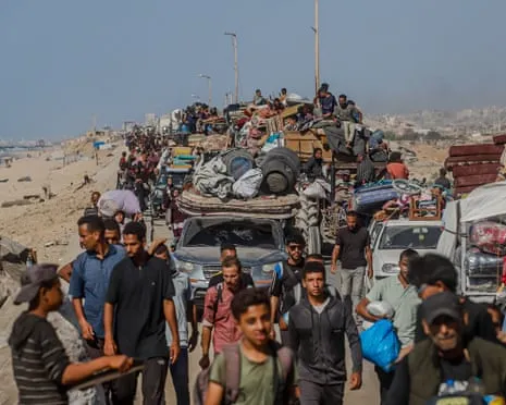 Israeli Forces Seek to Compel Residents Out of Gaza's Urban Center as Ground Offensive Advances