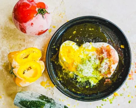 How to Turn Surplus Vegetables and Fruits into a Chilled Garnish – Guide