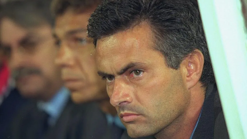 Jose Mourinho Makes a Comeback at SL Benfica Following Two and a Half Decades: Respected But Risky?