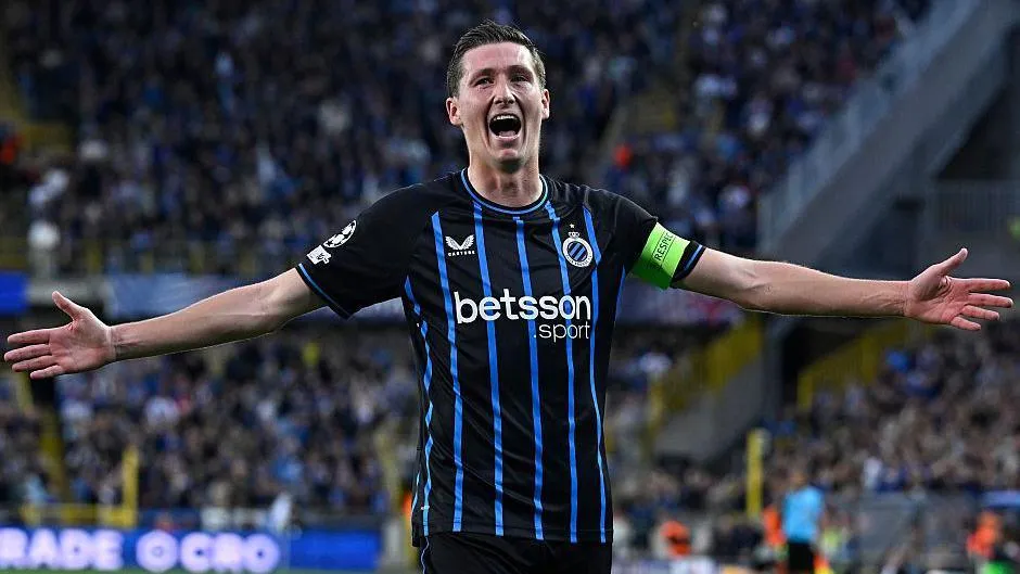 De Blauw-Zwart Thrash the French outfit by a Three-Goal Margin in European Group Stage Debut