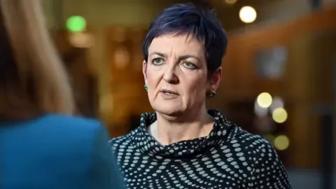 Major Justice Overhaul in Scotland: Third Verdict Scrapped as Lawmakers Support Sweeping Legislation